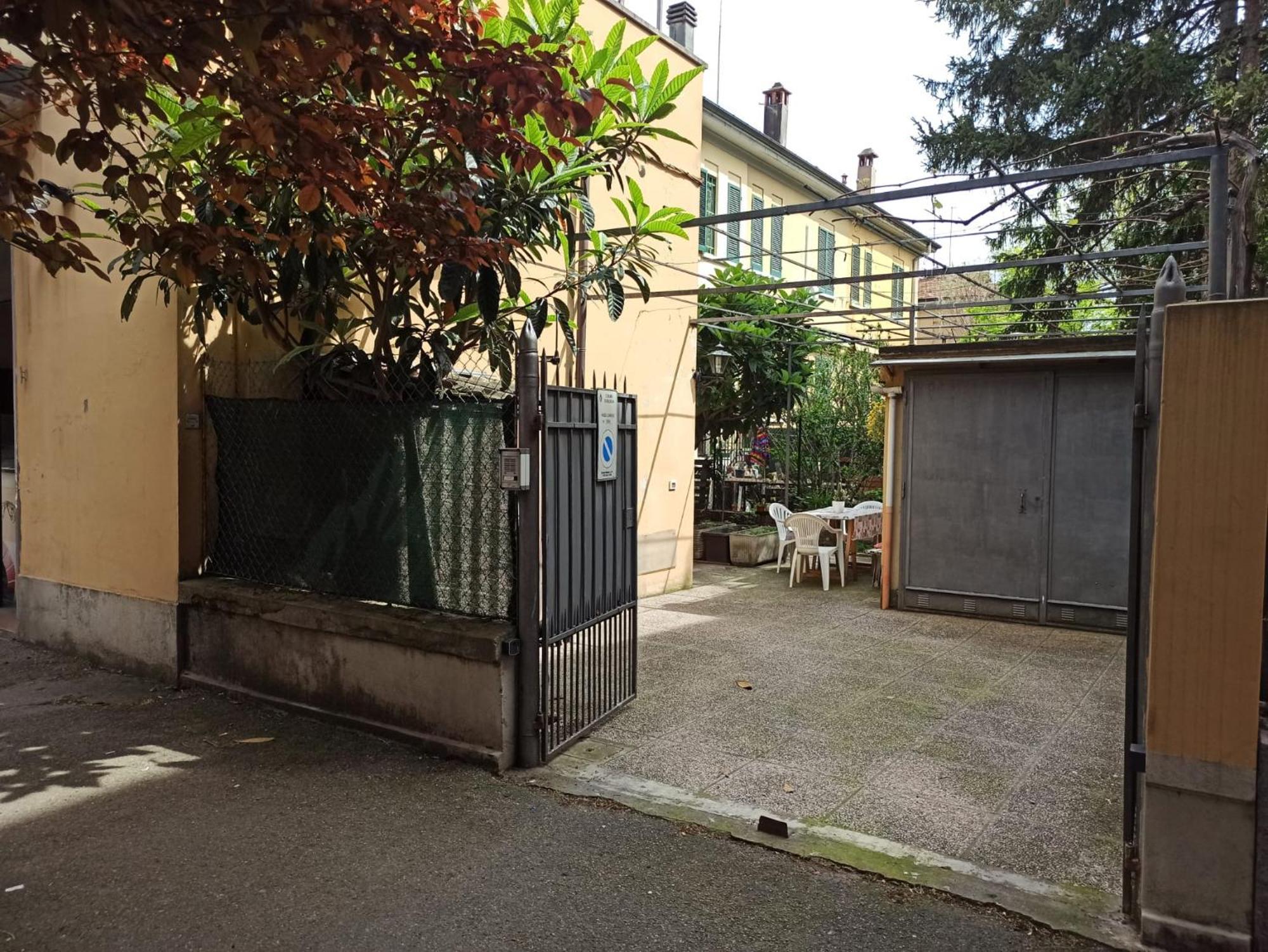 B&B Number 9 Bologna Exterior photo